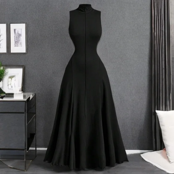 Women's Turtleneck Sleeveless Dress - Picture 5 of 8